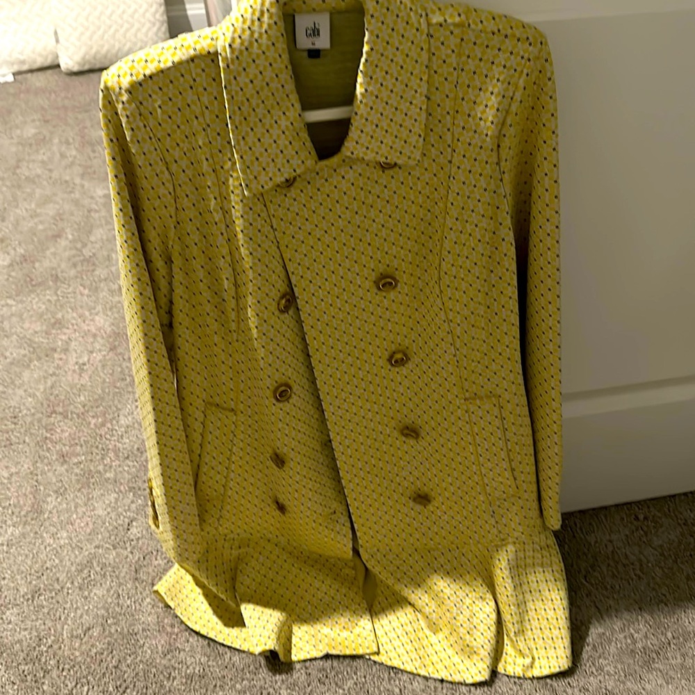 Beautiful Cabi double breasted coat